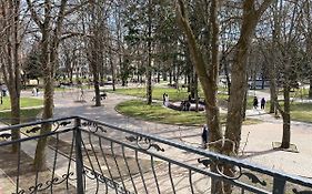 Park Apartment